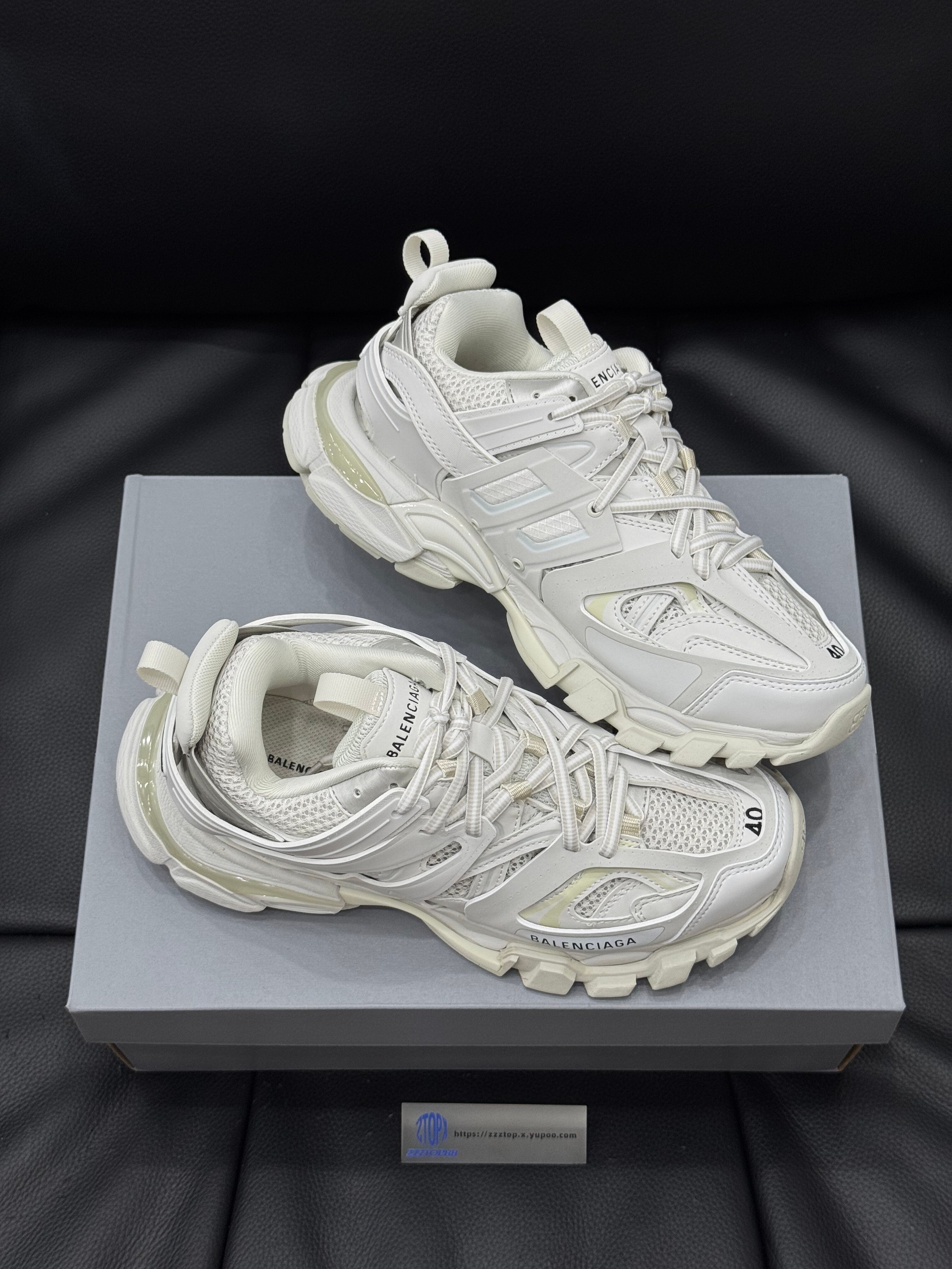 Balenciaga - Sneakers Track