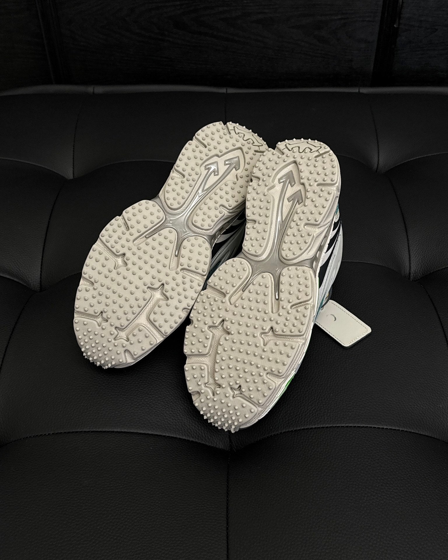 off white be right back