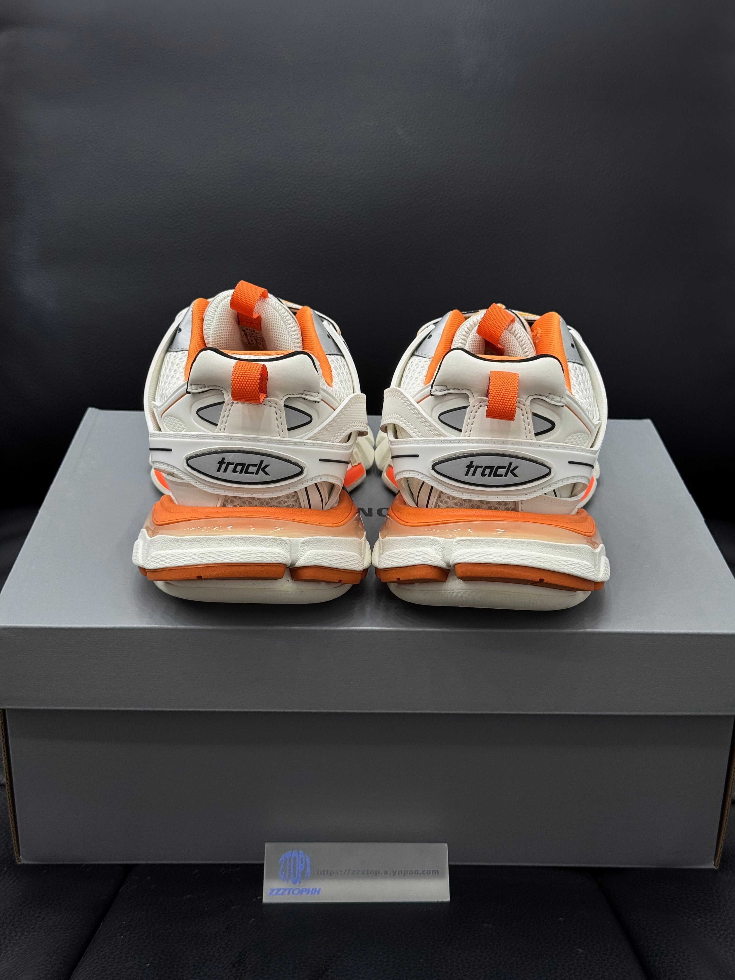 Balenciaga - Sneakers Track