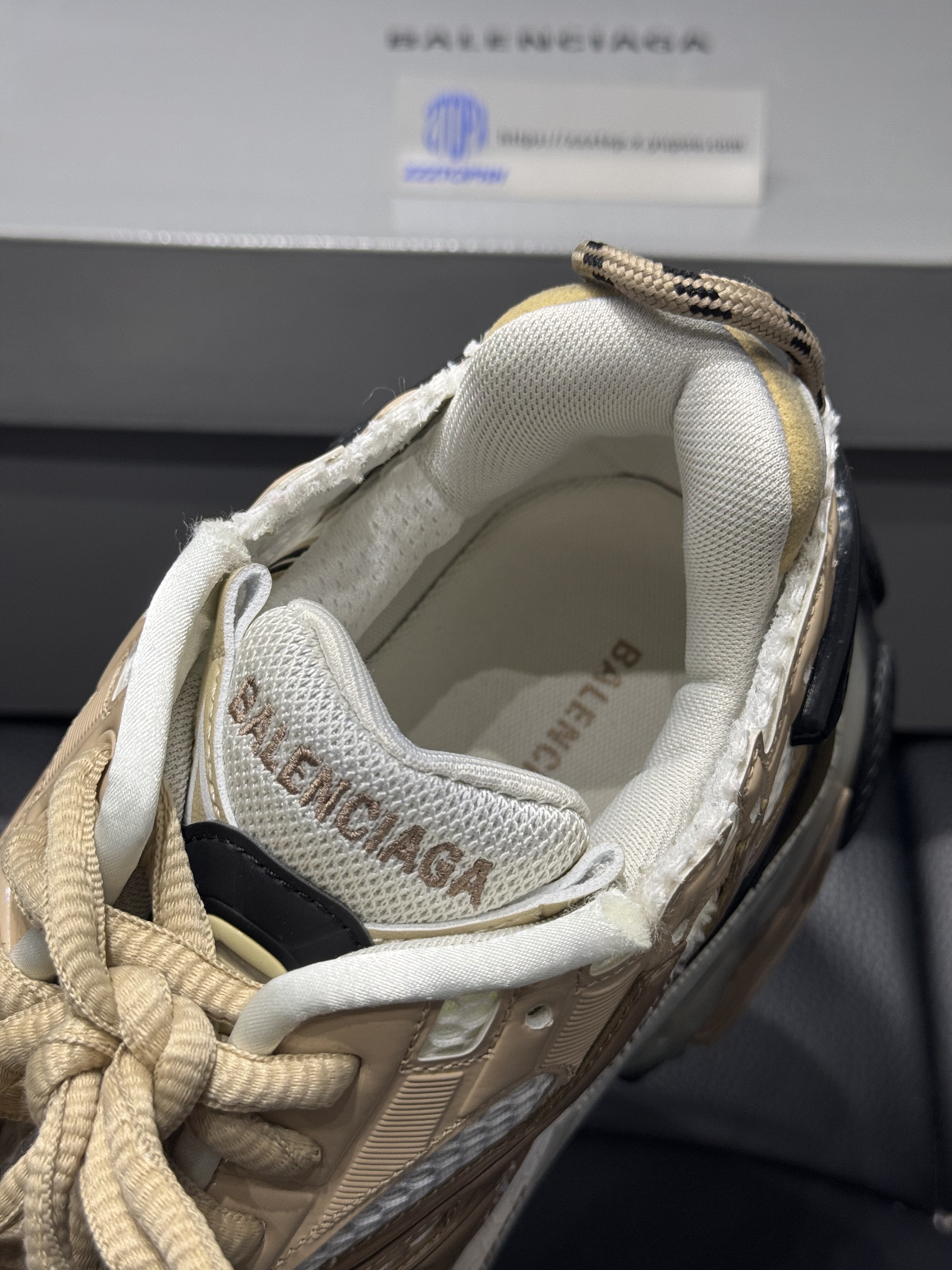 Balenciaga - Sneakers Runner