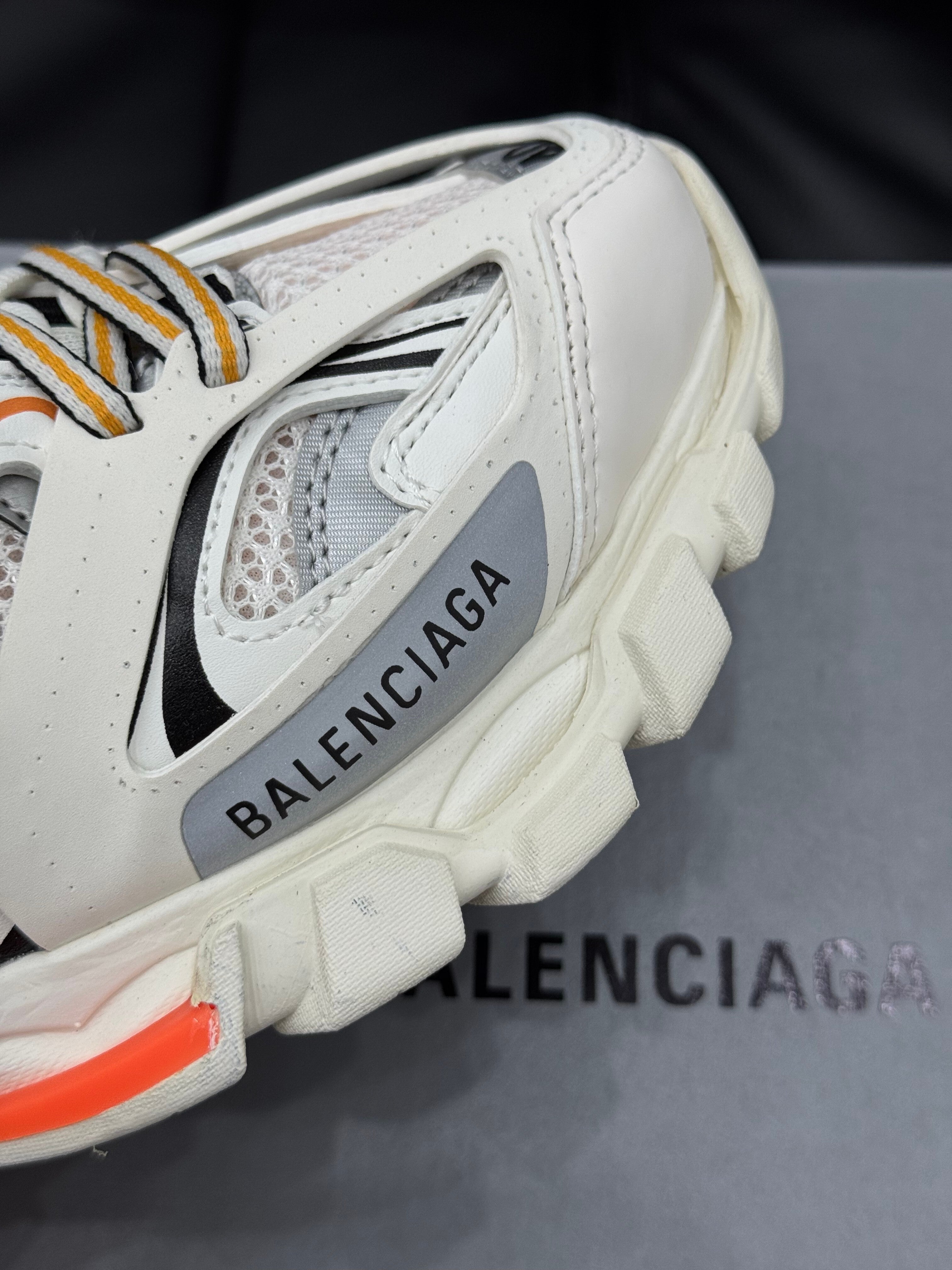 Balenciaga - Sneakers Track