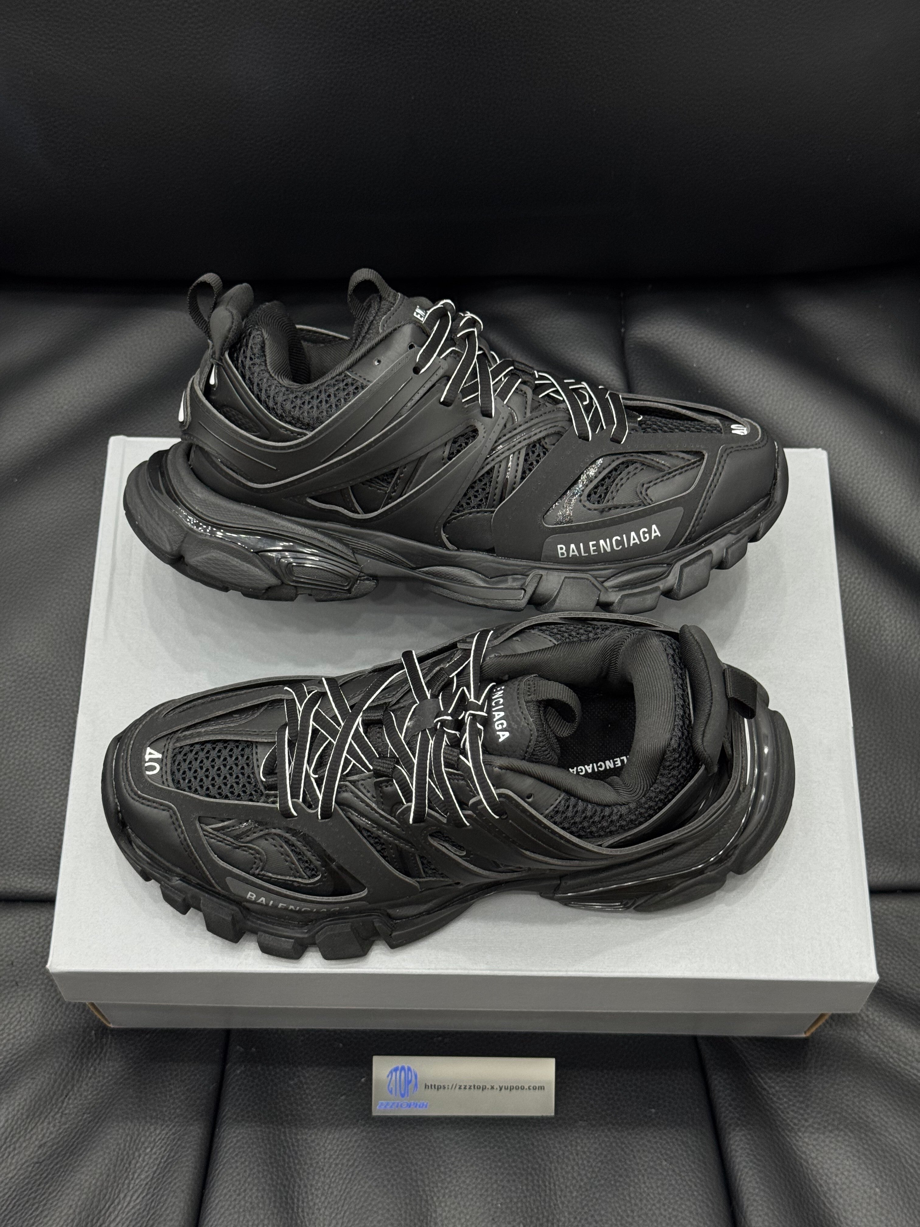 Balenciaga - Sneakers Track