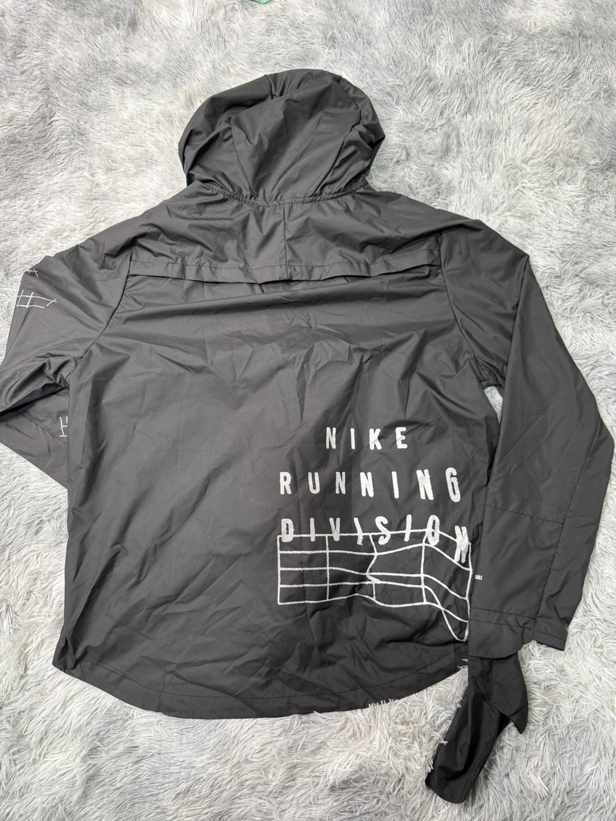 Veste Division Running