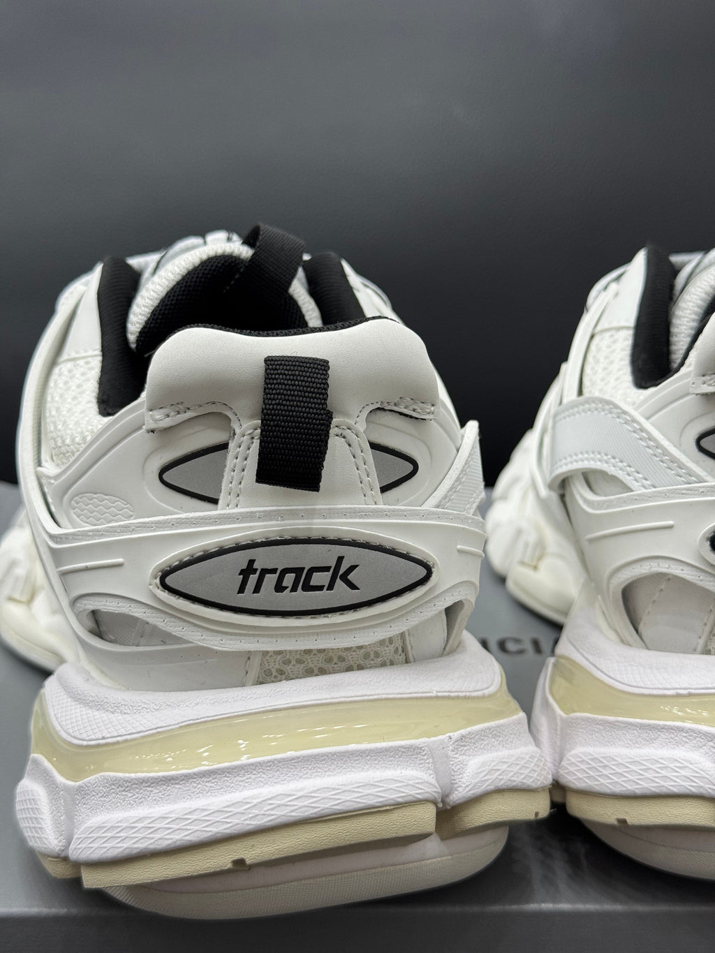 Balenciaga - Sneakers Track