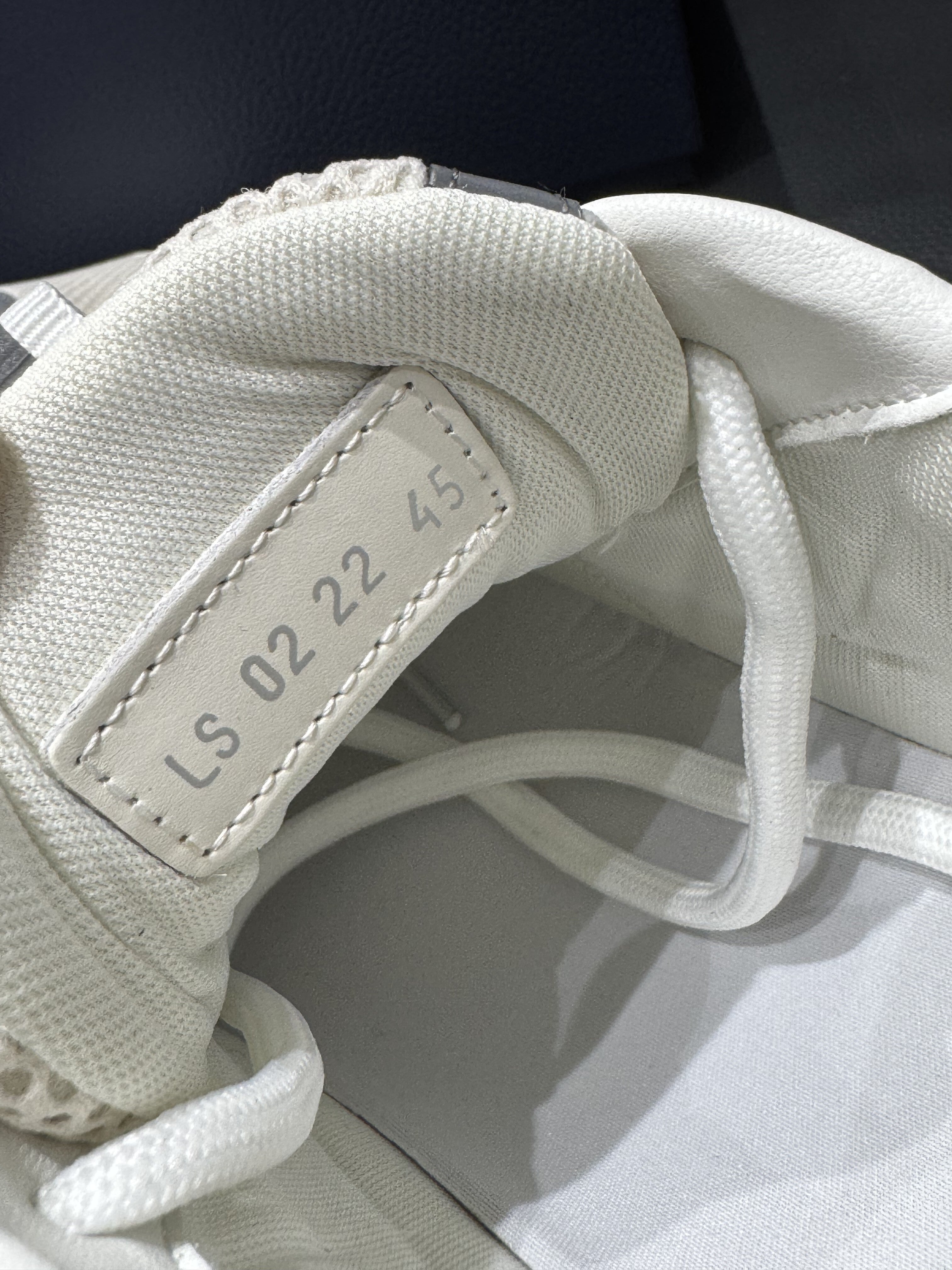 B22 white Dior sneakers