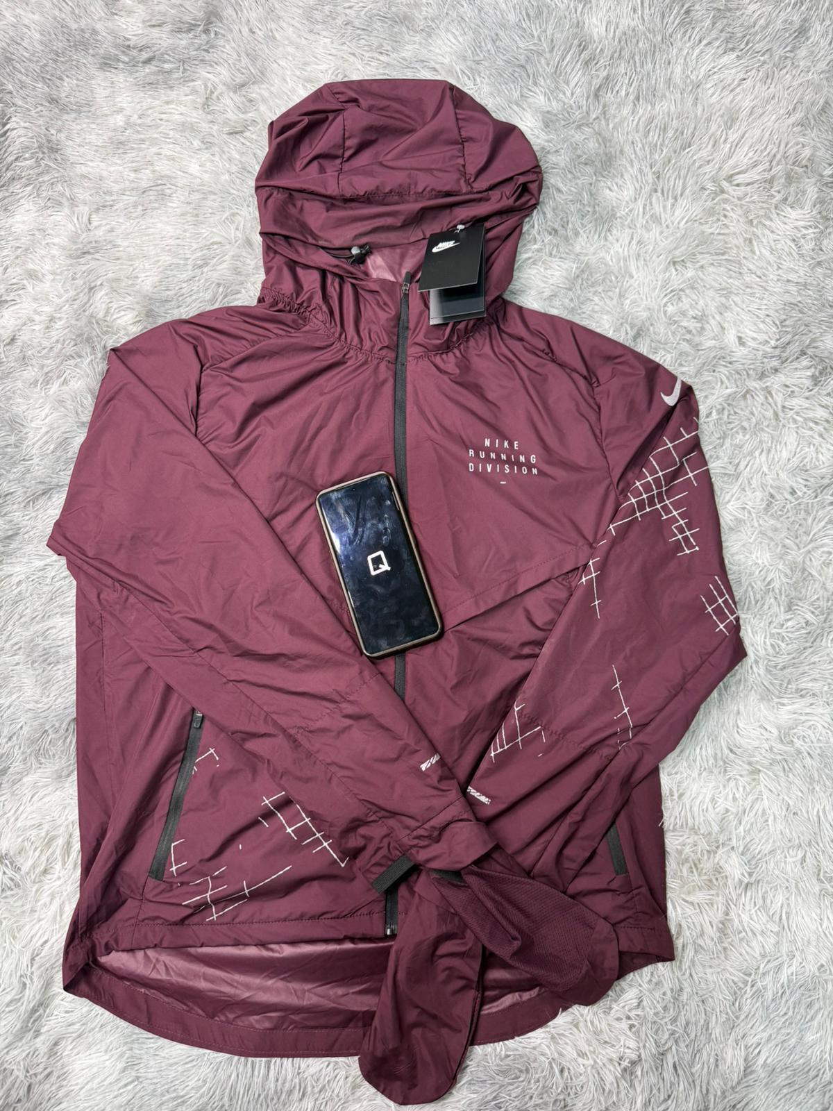 Veste Division Running