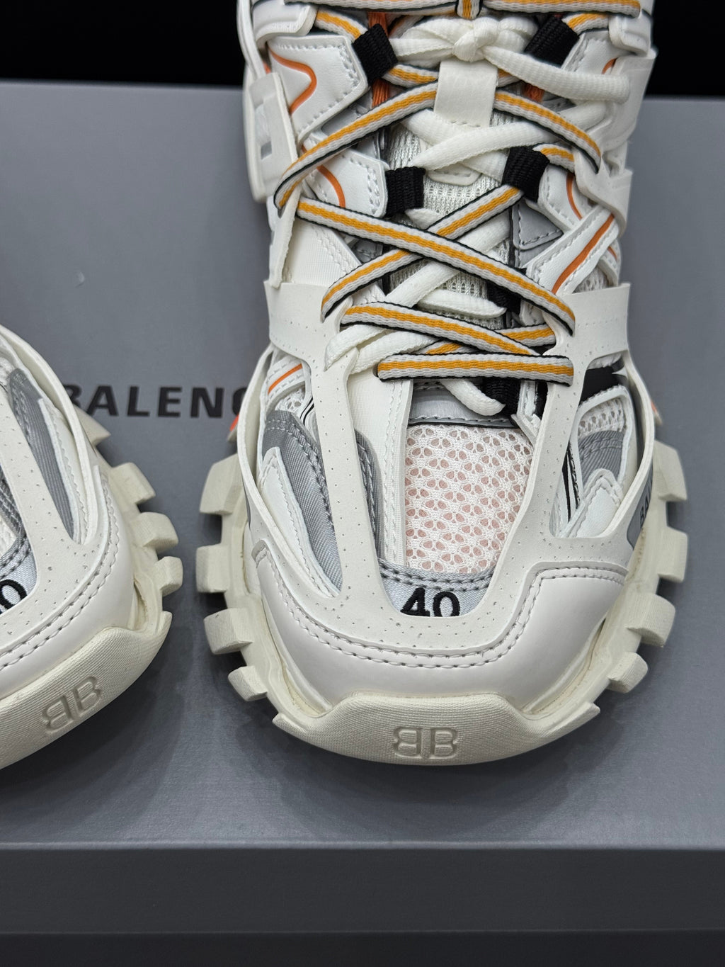 Balenciaga - Sneakers Track