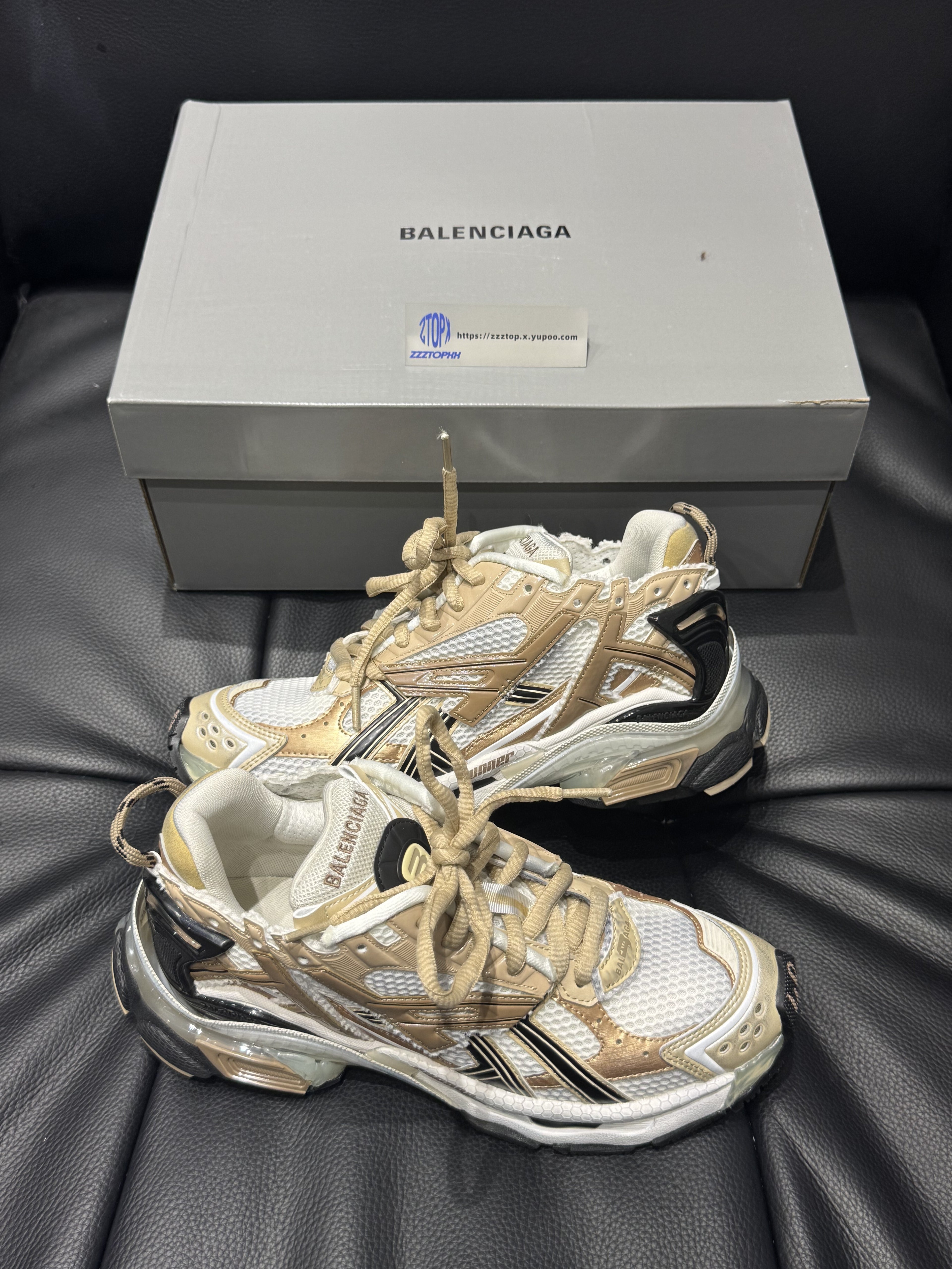 Balenciaga - Sneakers Runner