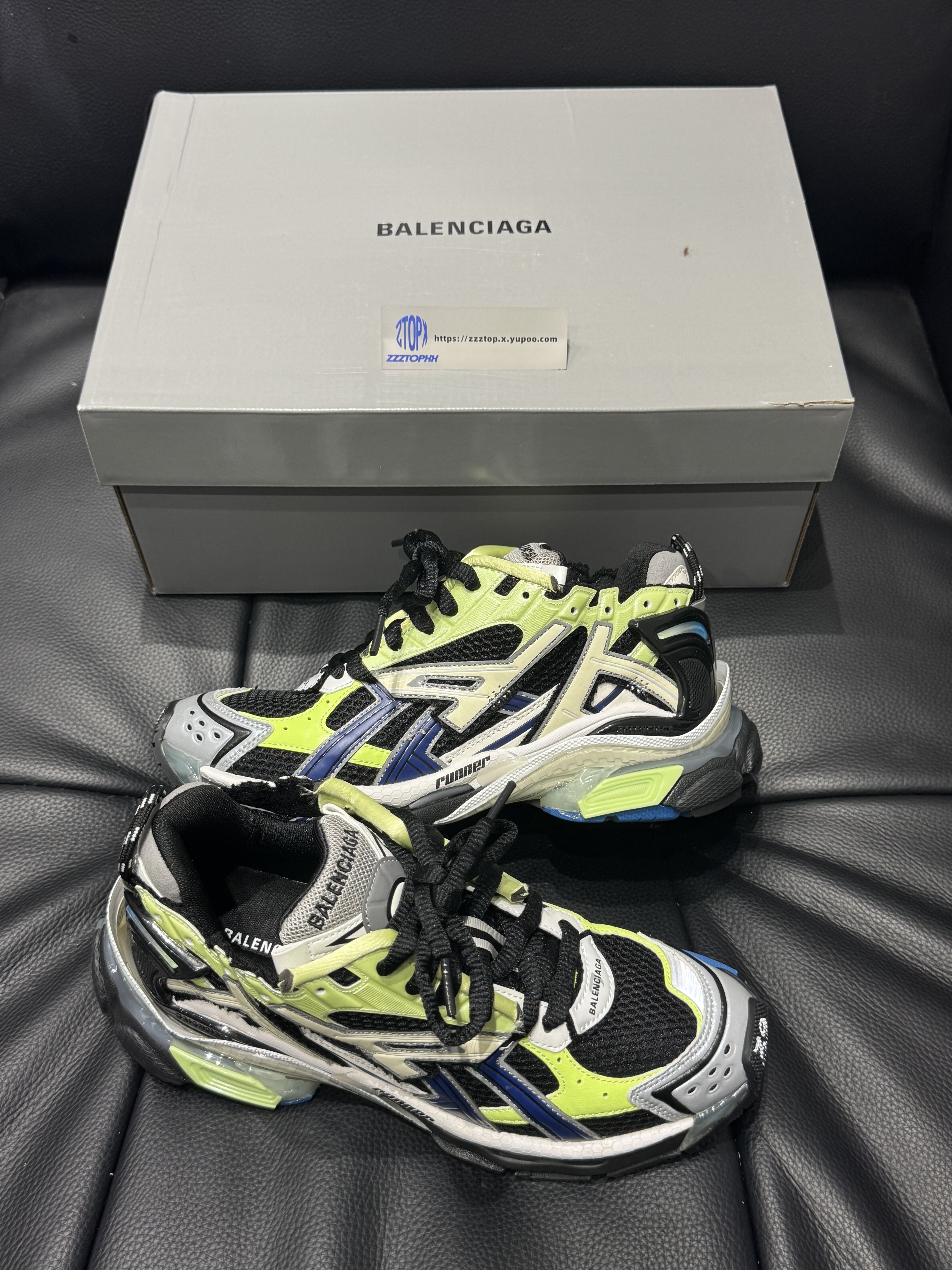 Balenciaga - Sneakers Runner