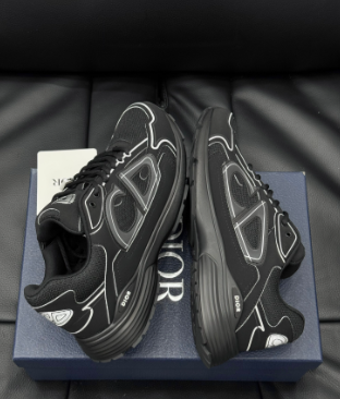 B30 Black Dior sneakers