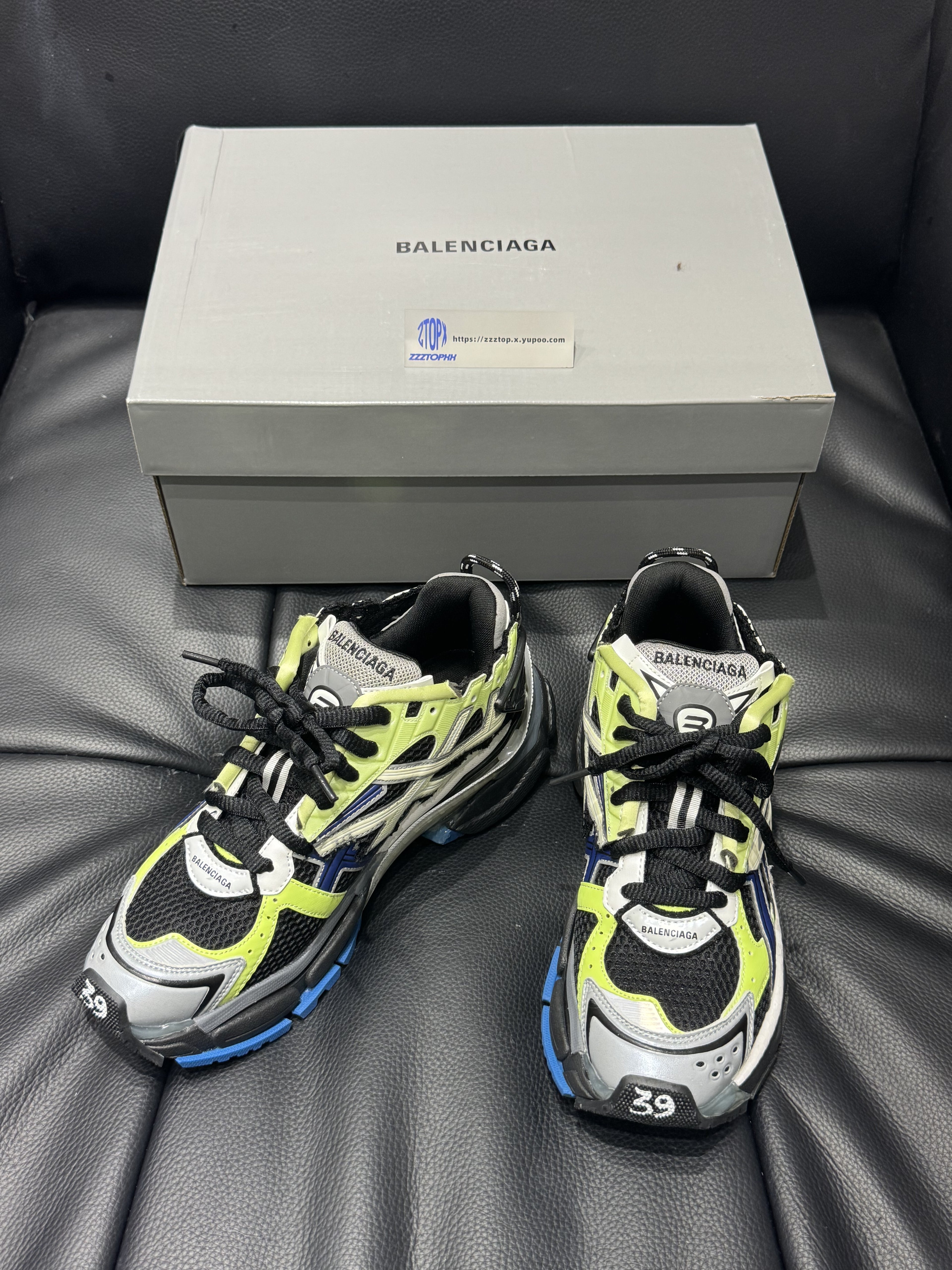 Balenciaga - Sneakers Runner