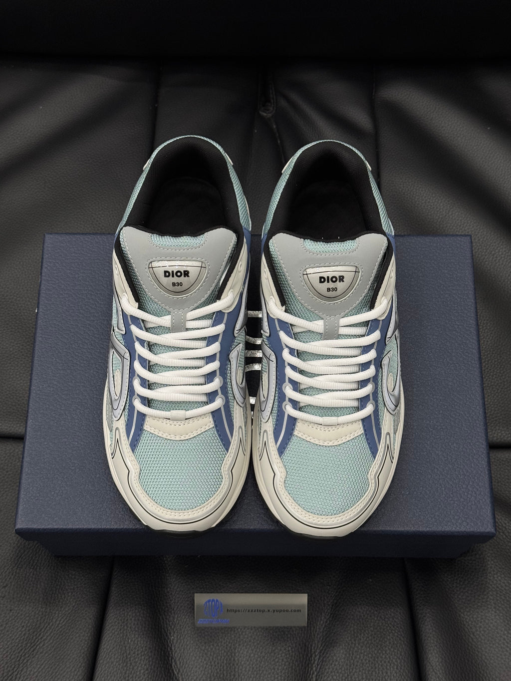 B30 Dior sneakers