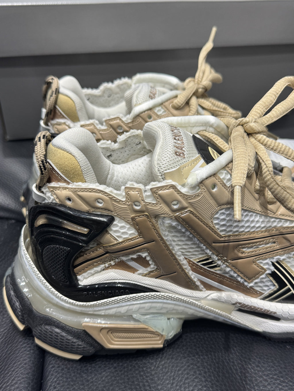 Balenciaga - Sneakers Runner