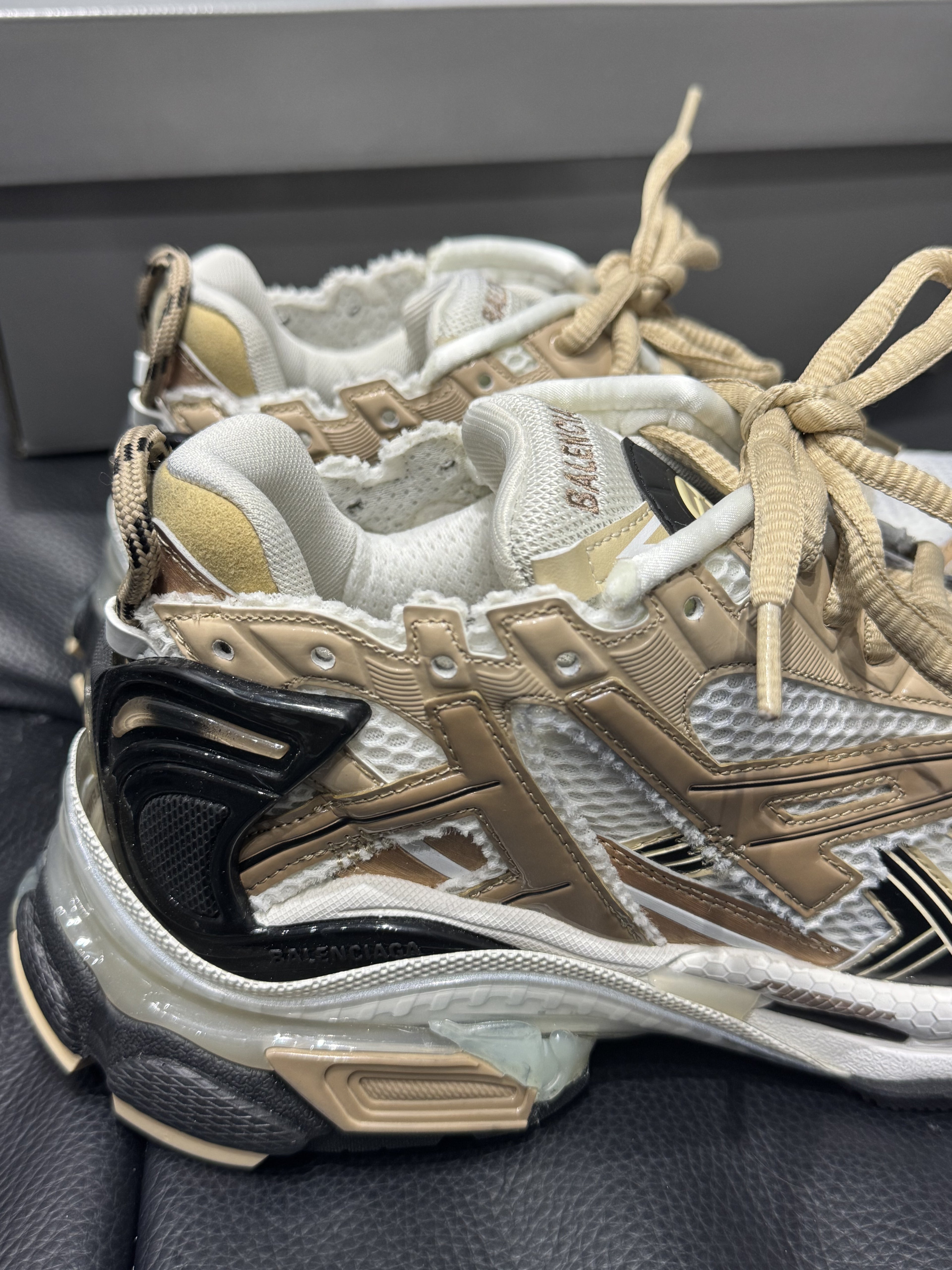 Balenciaga - Sneakers Runner