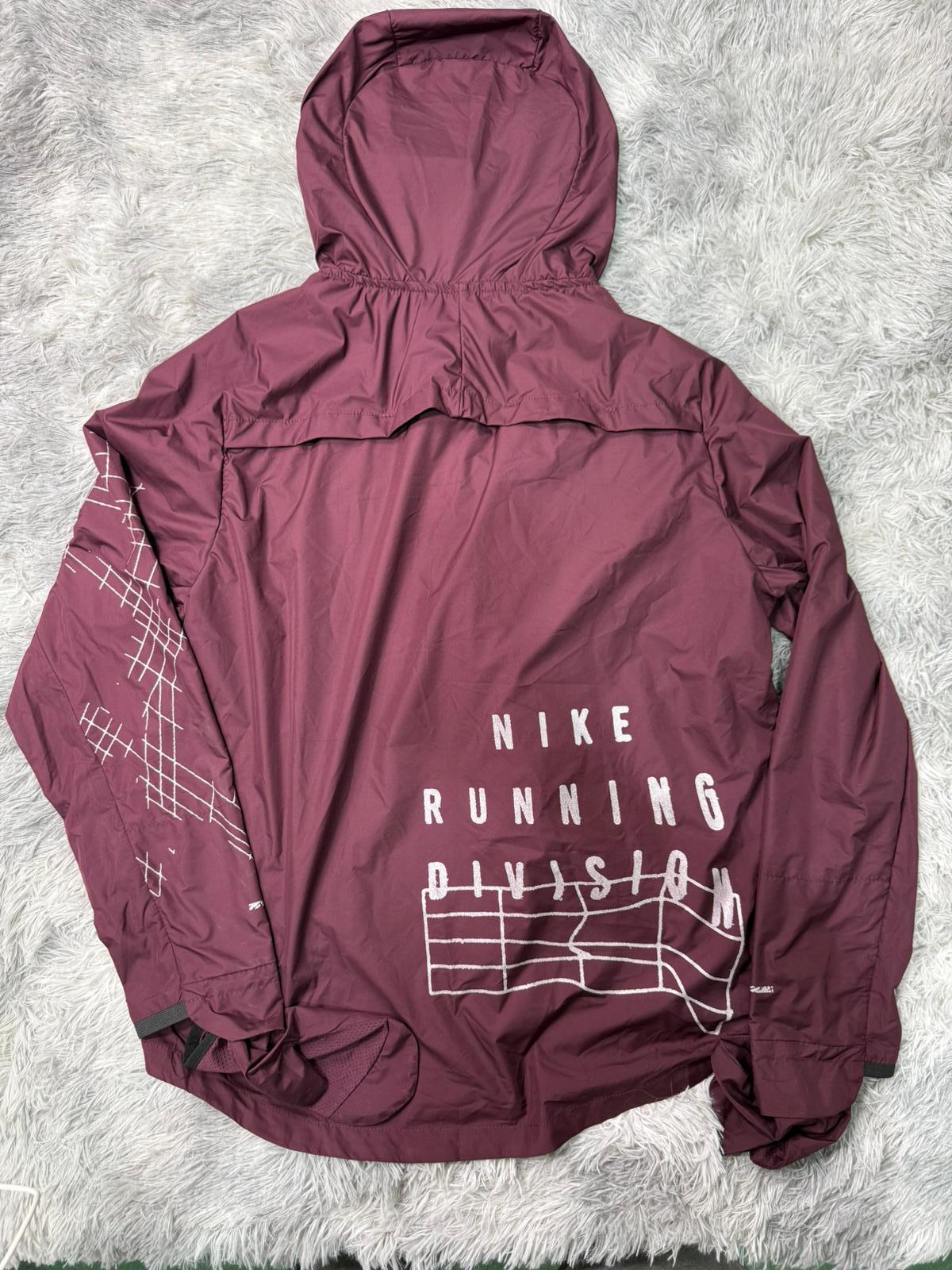 Veste Division Running