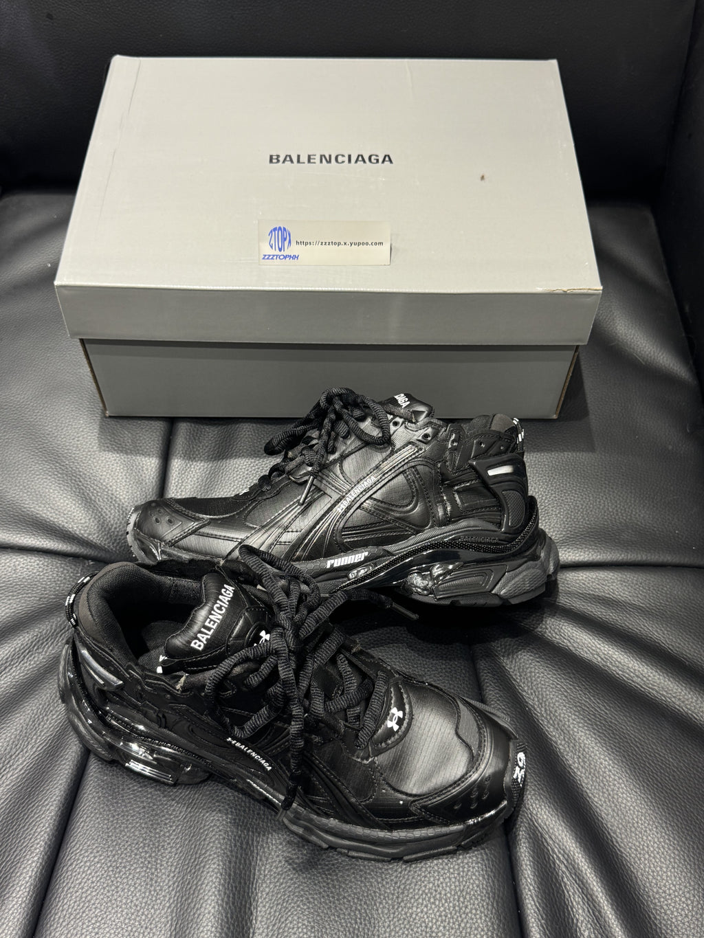 Balenciaga - Sneakers Runner