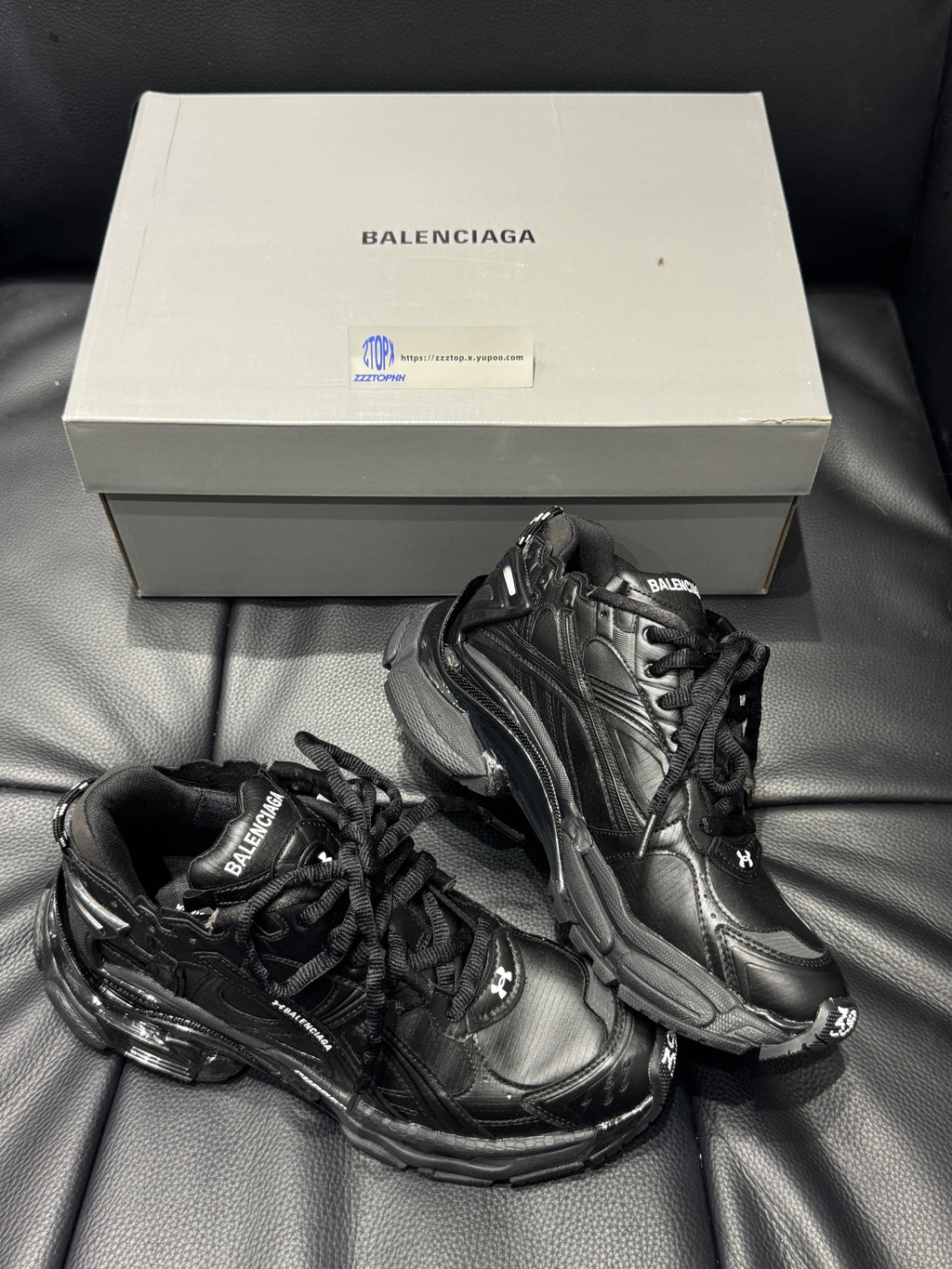 Balenciaga - Sneakers Runner