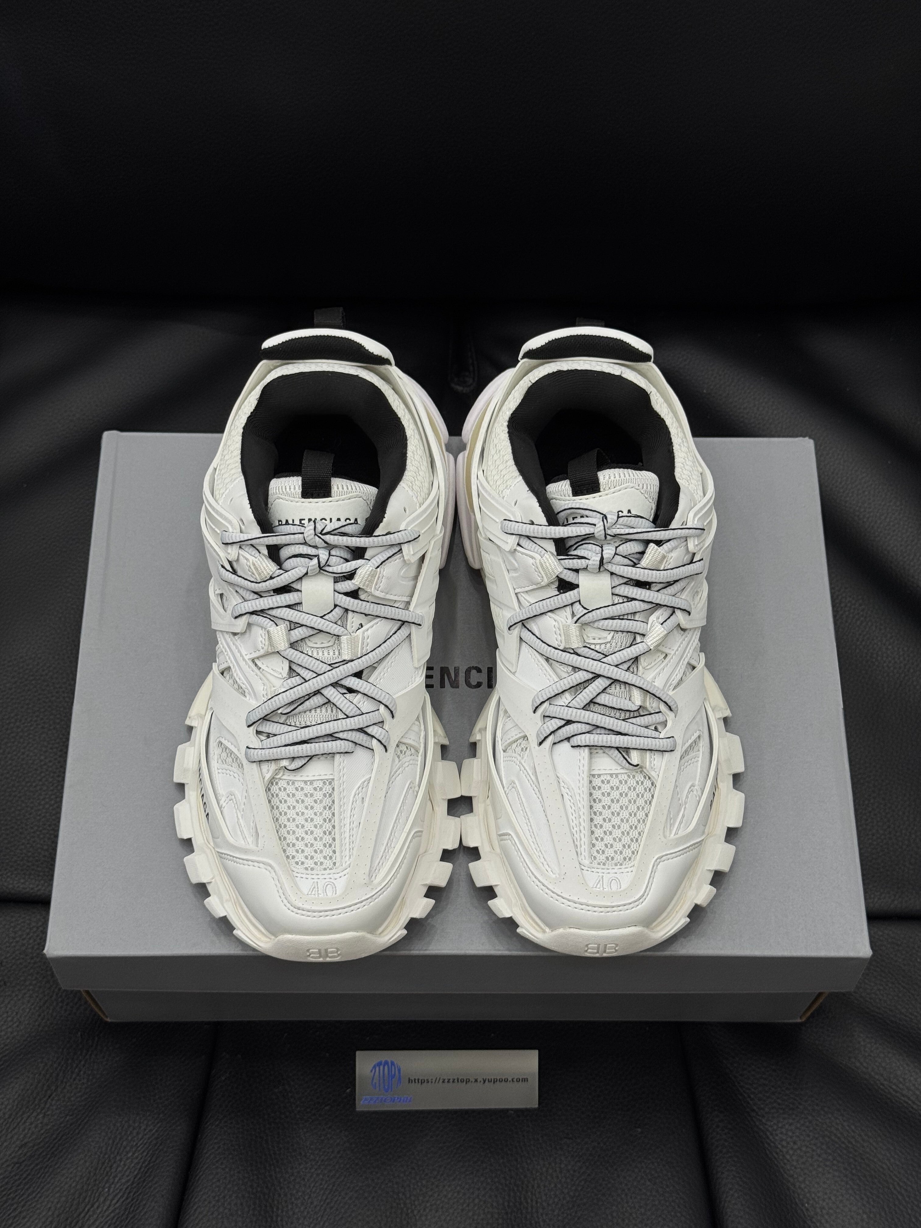 Balenciaga - Sneakers Track