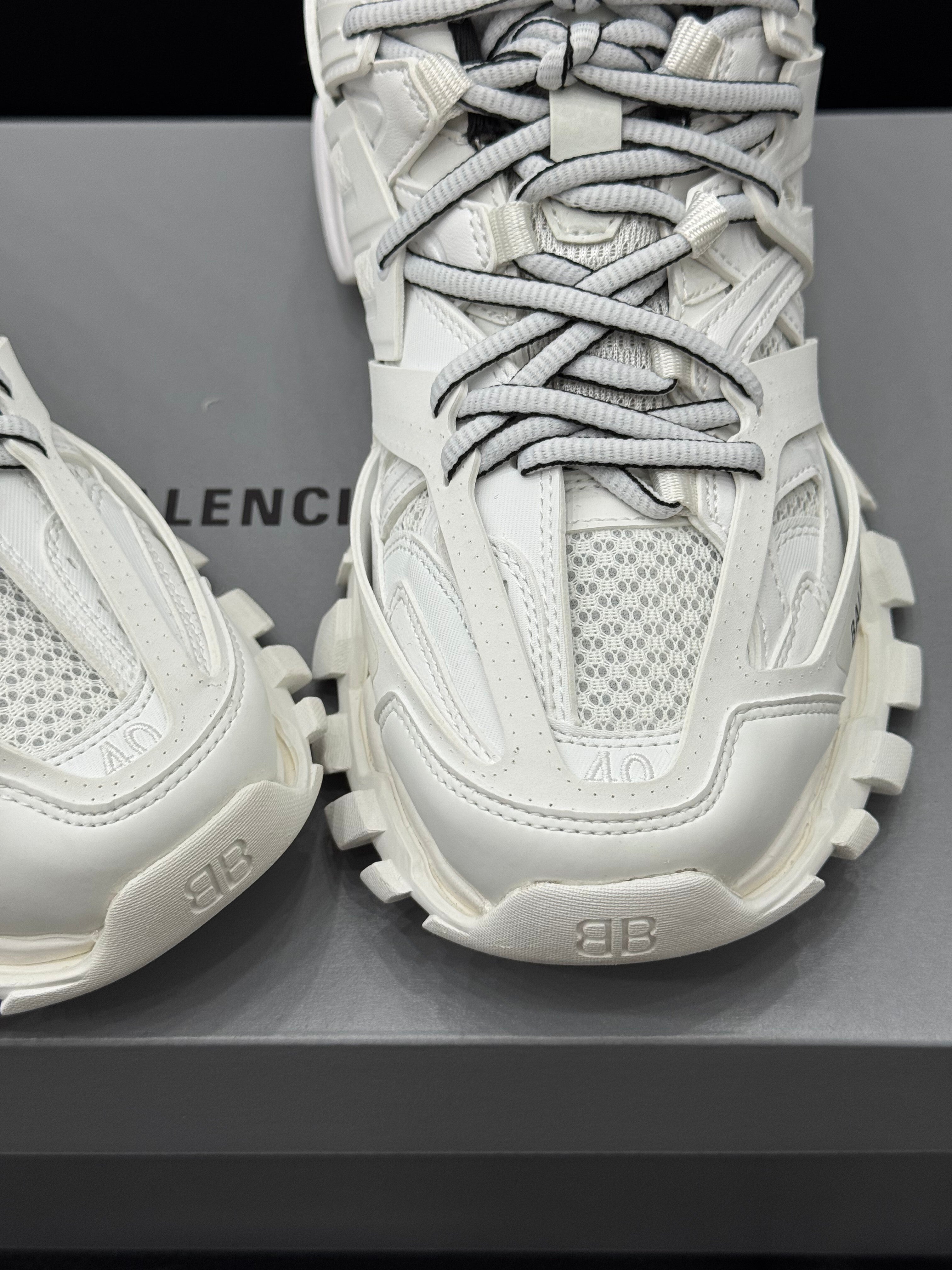 Balenciaga - Sneakers Track